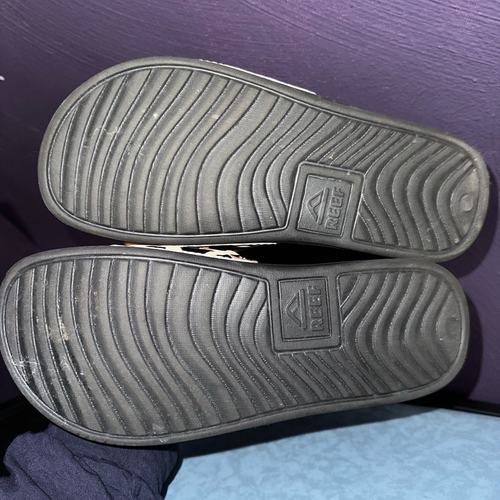 Reef Leopard Print Slides - Picture 4 of 4